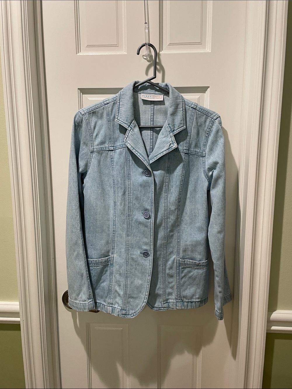 First Issue Liz Claiborne Company Light Blue Denim Blazer Size Medium
